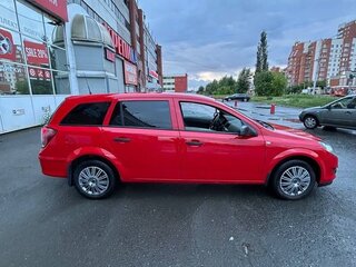 2014 Opel Astra H Рестайлинг, красный, 650000 рублей, вид 3