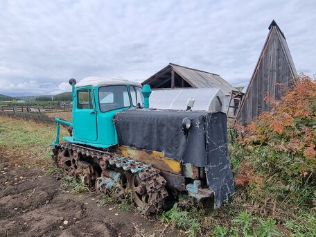 1990 ВгТЗ ДТ-75, голубой, 150000 рублей, вид 1