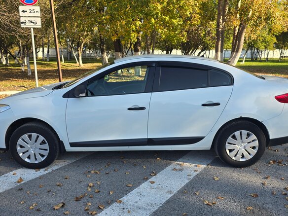 2012 Renault Fluence I, белый, 780000 рублей - вид 5