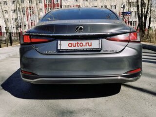 2019 Lexus ES 250 VII, серый, 4100000 рублей, вид 5