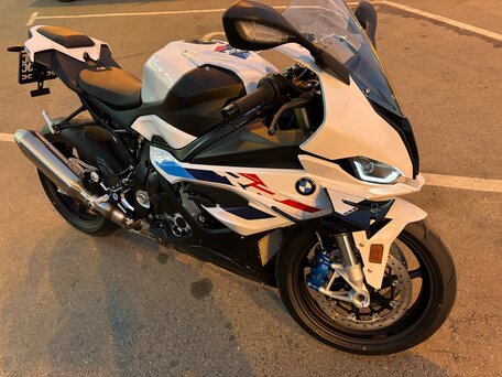 2024 BMW S 1000 RR, белый, 3000000 рублей, вид 1
