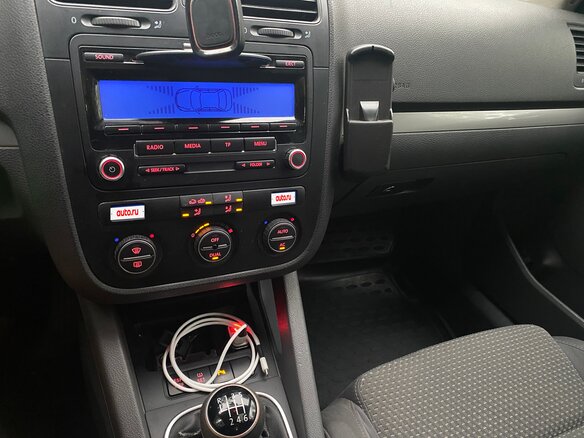 2009 Volkswagen Golf V, чёрный, 689000 рублей - вид 9