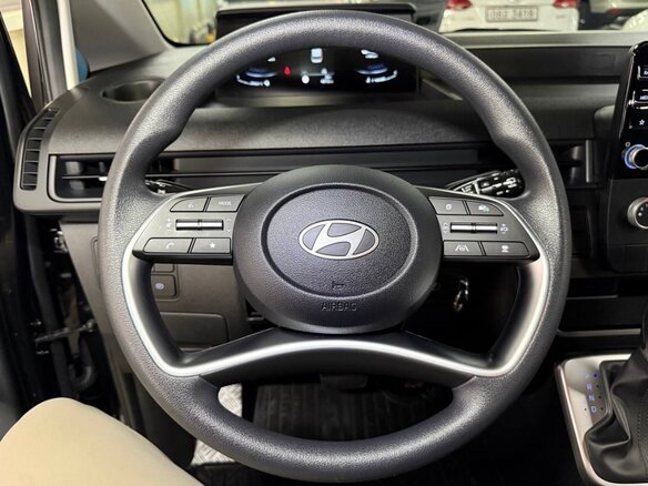 2025 Hyundai Staria I, чёрный - вид 36