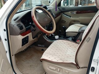 2007 Toyota Land Cruiser Prado 5-speed 120 Series Рестайлинг, белый, 2550000 рублей, вид 5