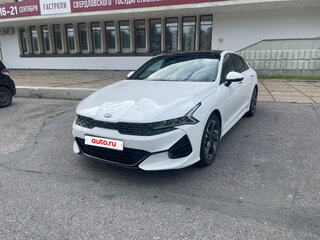 2020 Kia K5 III, белый, 3100000 рублей, вид 1