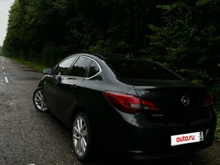 2014 Opel Astra J Рестайлинг, чёрный, 800000 рублей, вид 5
