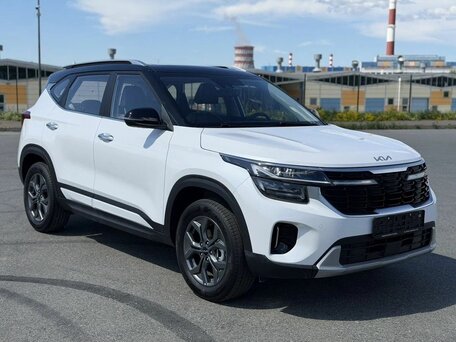 2026 Kia Seltos I Рестайлинг, белый, 2550000 рублей, вид 4