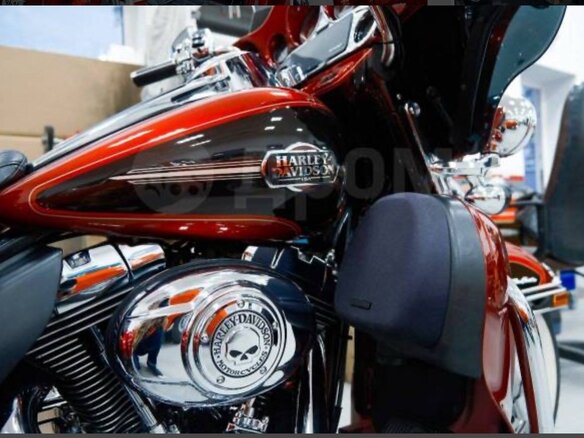 2011 Harley-Davidson Tri Glide, красный, 2700000 рублей - вид 5
