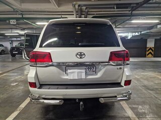 2016 Toyota Land Cruiser 200 Series Рестайлинг 2, белый, 5100000 рублей, вид 5