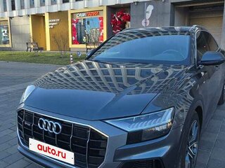 2018 Audi Q8 55 TFSI I (4M), серый, 5600000 рублей, вид 3