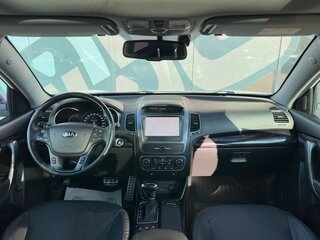 2013 Kia Sorento II Рестайлинг, белый, 1765000 рублей, вид 2