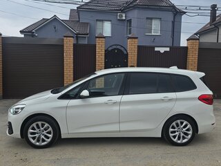 2018 BMW 2 серии Gran Tourer Gran Tourer 218d F46 Рестайлинг, белый, 1950000 рублей, вид 3