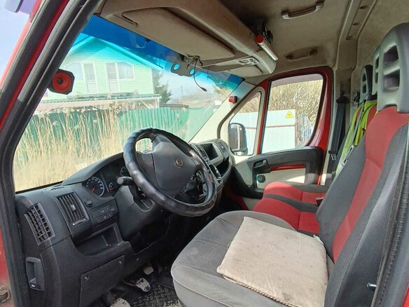2013 Fiat Professional Ducato, красный, 900000 рублей - вид 10