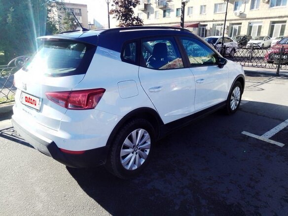 2018 SEAT Arona I, белый, 1830000 рублей - вид 3