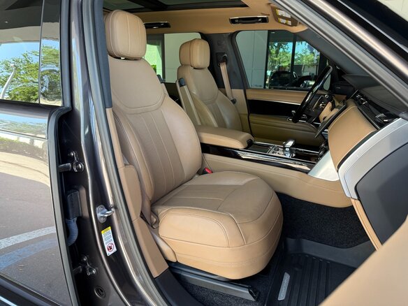 2022 Land Rover Range Rover P400 MHEV V, серый, 16463519 рублей - вид 21