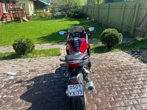 2012 Honda VFR 1200, красный - вид 3