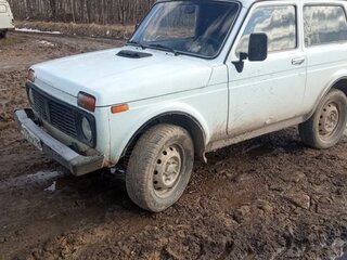 1999 Lada (ВАЗ) 2121 (4x4) I Рестайлинг, белый, 155000 рублей, вид 1