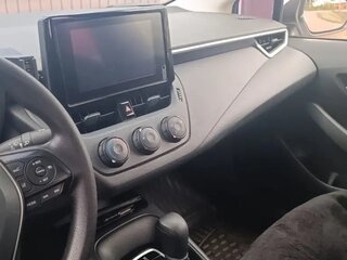2022 Toyota Corolla XII (E210), белый, 1750000 рублей, вид 5