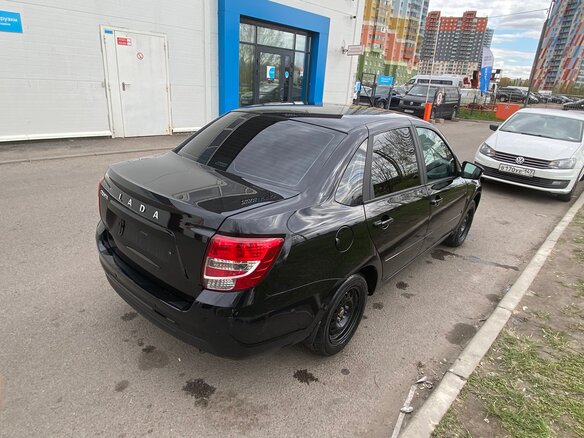 2022 Lada (ВАЗ) Granta I Рестайлинг, чёрный, 777777 рублей - вид 3