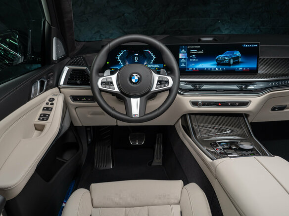 2026 BMW X7 40i I (G07) Рестайлинг, чёрный, 17990000 рублей - вид 13