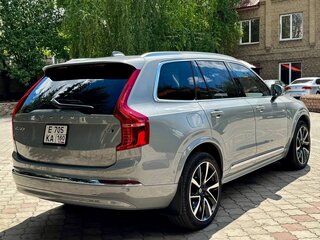 2023 Volvo XC90 II Рестайлинг 1, серый, 8300000 рублей, вид 2