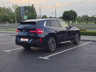 2025 BMW X3 30i xDrive IV (G45/G48), синий, 5808377 рублей, вид 4