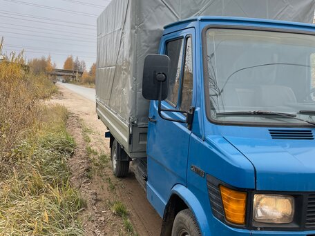 1988 Mercedes-Benz 308D, синий, 600000 рублей, вид 2