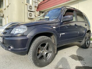 2012 Chevrolet Niva I Рестайлинг, коричневый, 675000 рублей, вид 1