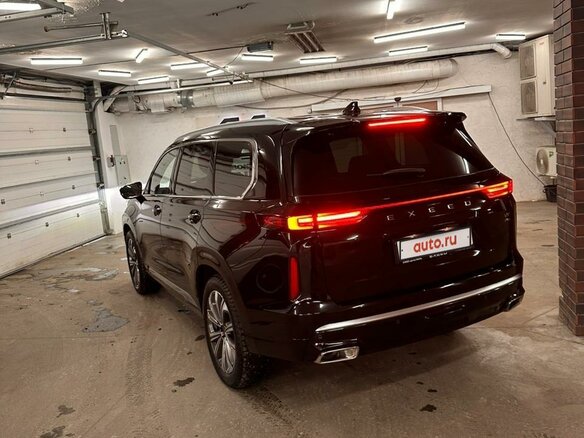 2023 Exeed VX I Рестайлинг, чёрный, 4500000 рублей - вид 3