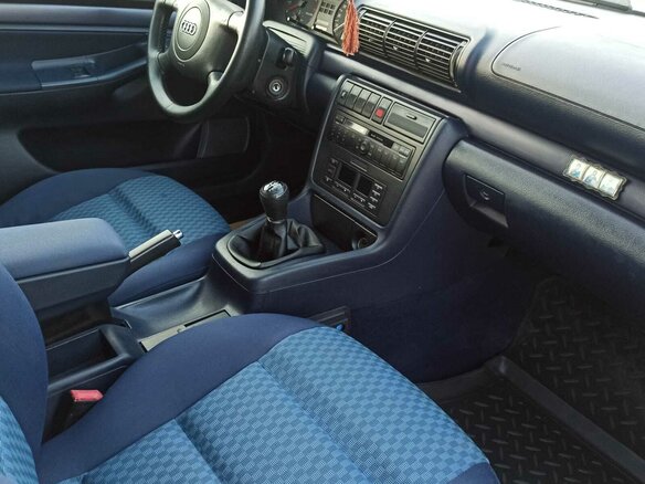 1998 Audi A4 I (B5), белый, 1250000 рублей - вид 17