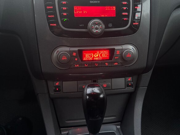2011 Ford Focus II Рестайлинг, серебристый - вид 5