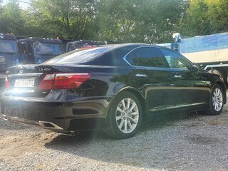2010 Lexus LS 460 IV Рестайлинг, чёрный, 2100000 рублей, вид 2