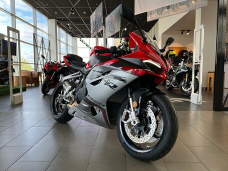 2026 QJMotor SRK 921 RR, красный, 1200000 рублей, вид 1
