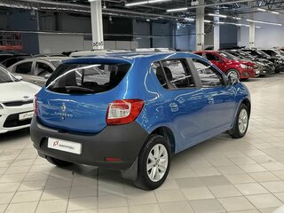 2018 Renault Sandero II Рестайлинг, синий, 1029000 рублей, вид 3