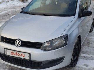 2010 Volkswagen Polo V, серебристый, 520000 рублей, вид 1