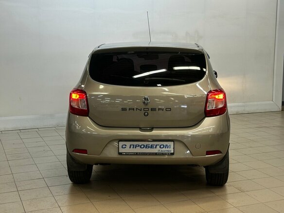 2016 Renault Sandero II, бежевый - вид 2