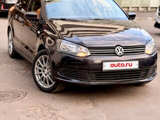 2015 Volkswagen Polo V Рестайлинг, чёрный, 499999 рублей, вид 3
