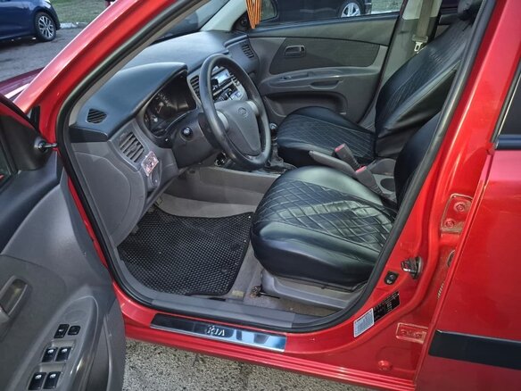 2006 Kia Rio II, красный, 550000 рублей - вид 8