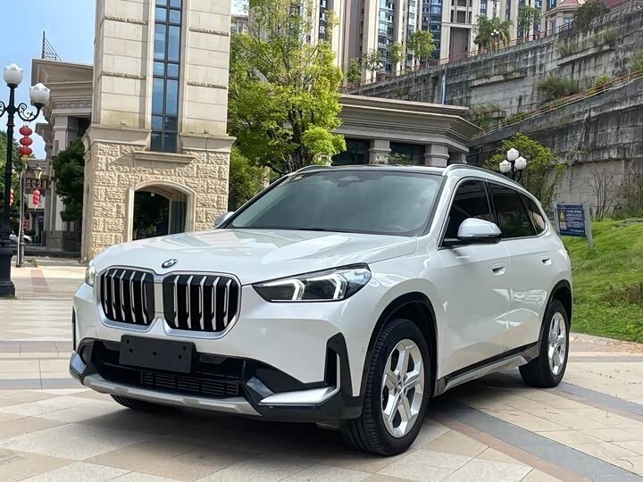 Открыть фотографии: BMW X1 III (U11/U12)