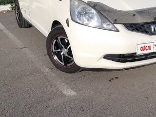 2010 Honda Fit II, белый, 570000 рублей, вид 1