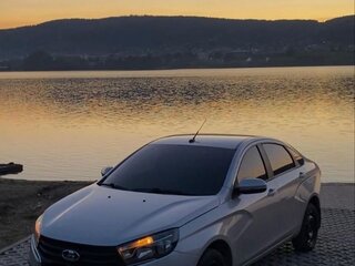 2018 Lada (ВАЗ) Vesta I, серебристый, 770000 рублей, вид 1