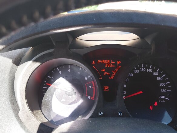 2013 Nissan Juke I, белый, 1400000 рублей - вид 12