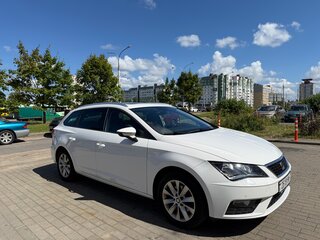 2020 SEAT Leon III Рестайлинг, белый, 1405215 рублей, вид 3