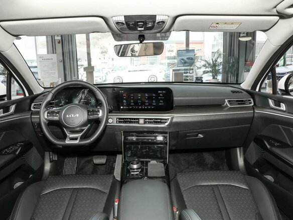 2025 Kia K5 III, белый, 3165000 рублей - вид 18
