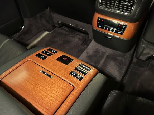 2003 Maybach 57 I, серебристый, 10000000 рублей - вид 21