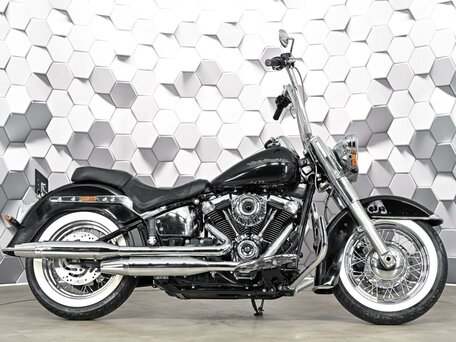 2019 Harley-Davidson Softail Deluxe, чёрный, 1699000 рублей, вид 3