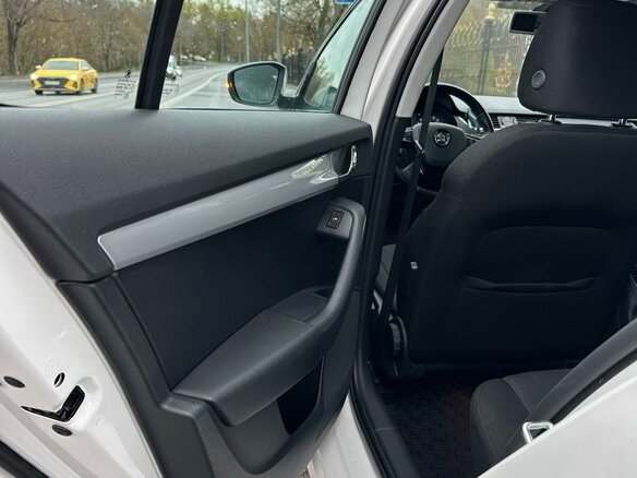 2013 Skoda Octavia III (A7), белый - вид 19