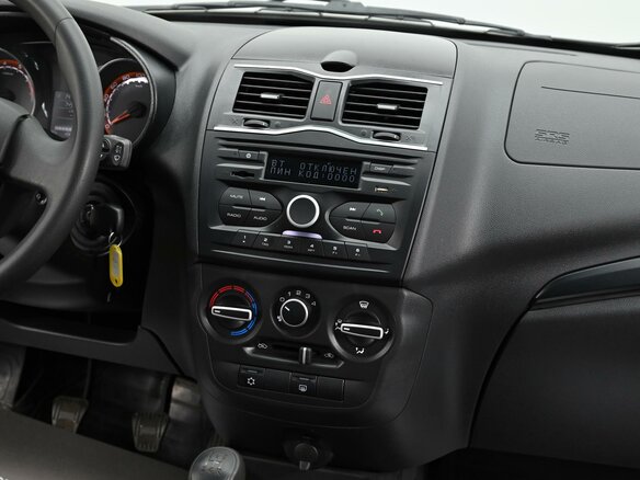 2025 Lada (ВАЗ) Granta Cross I Рестайлинг, белый, 899000 рублей - вид 7