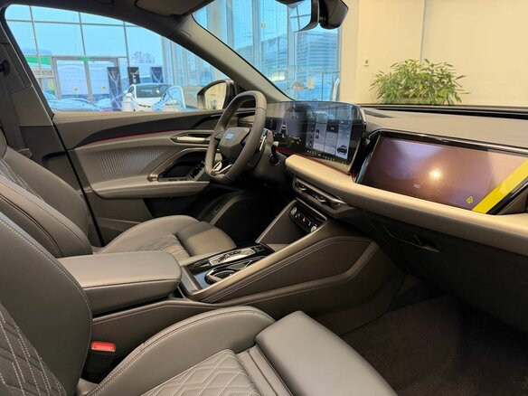 2026 Audi Q5 L III (GU), чёрный, 6590000 рублей - вид 10