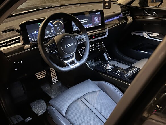 2024 Kia K5 III, чёрный, 3650000 рублей - вид 8